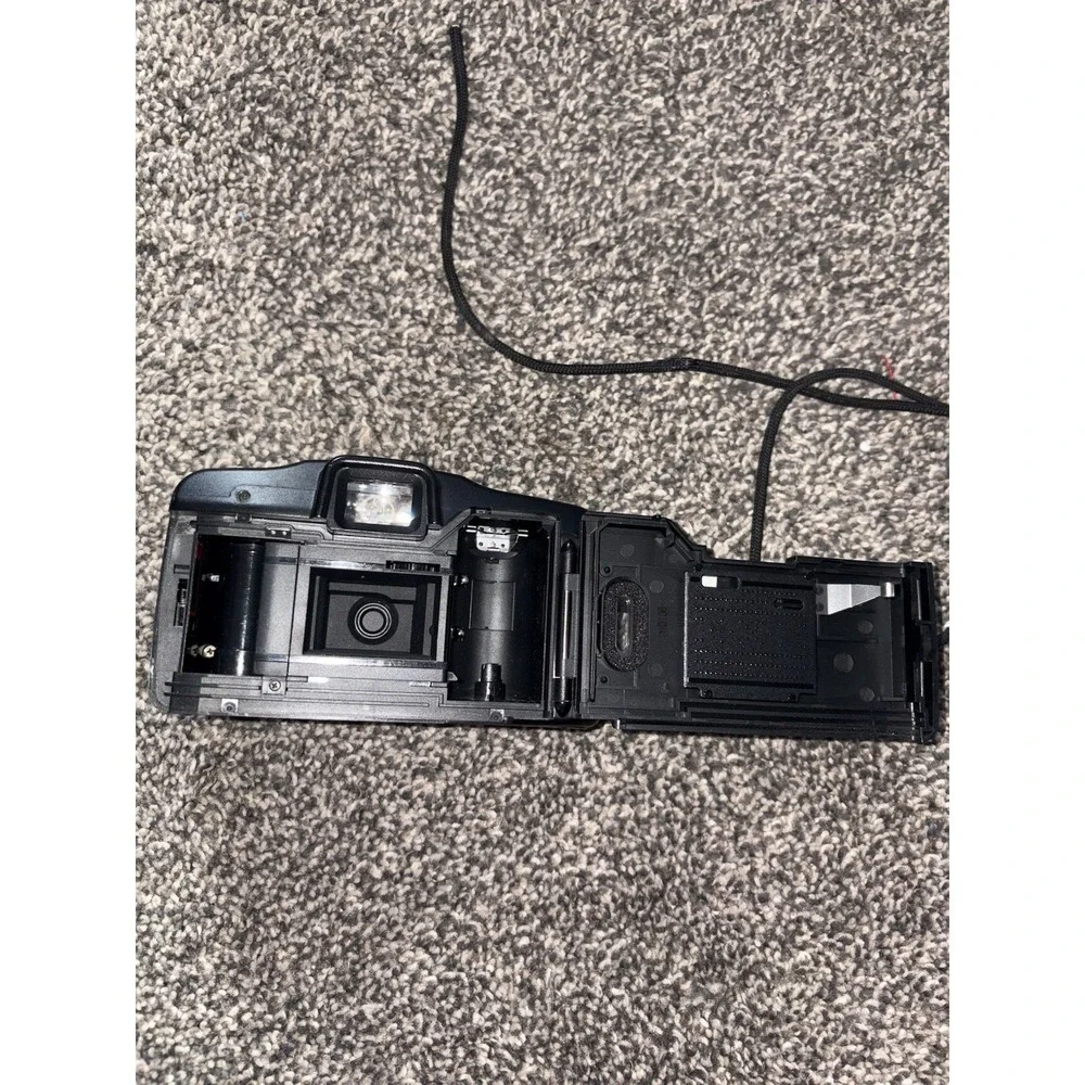 Canon Film Camera- Black. Untested